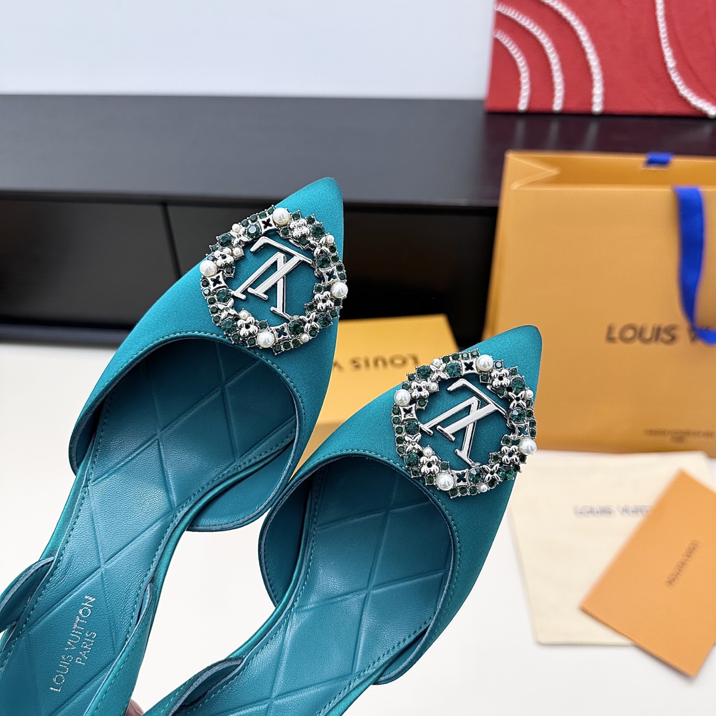 Women's high heels